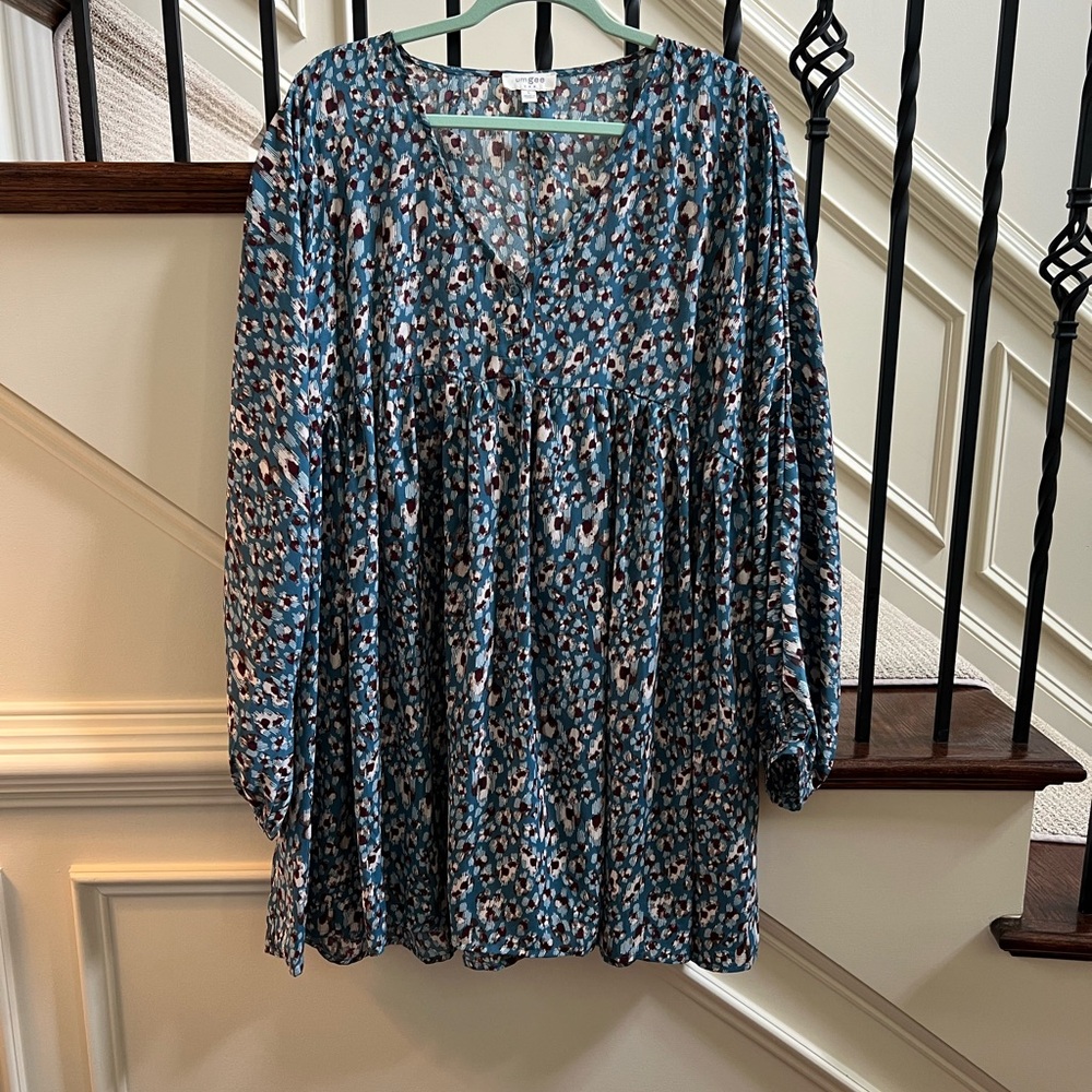 💚 Umgee Blue Animal print floral  Long Sleeve Relaxed Blouse